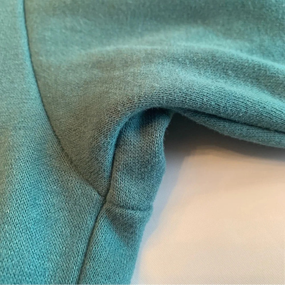 🌆StreetWear  Society Crop Top Sweater - Size Small, 90s Style, Vintage Vibes!🌆 - Picture 8 of 9